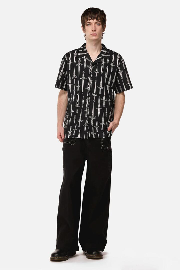Image of Shirts. Productname: Dagger Goth SS Shirt in Black colour by brand - Dangerfield