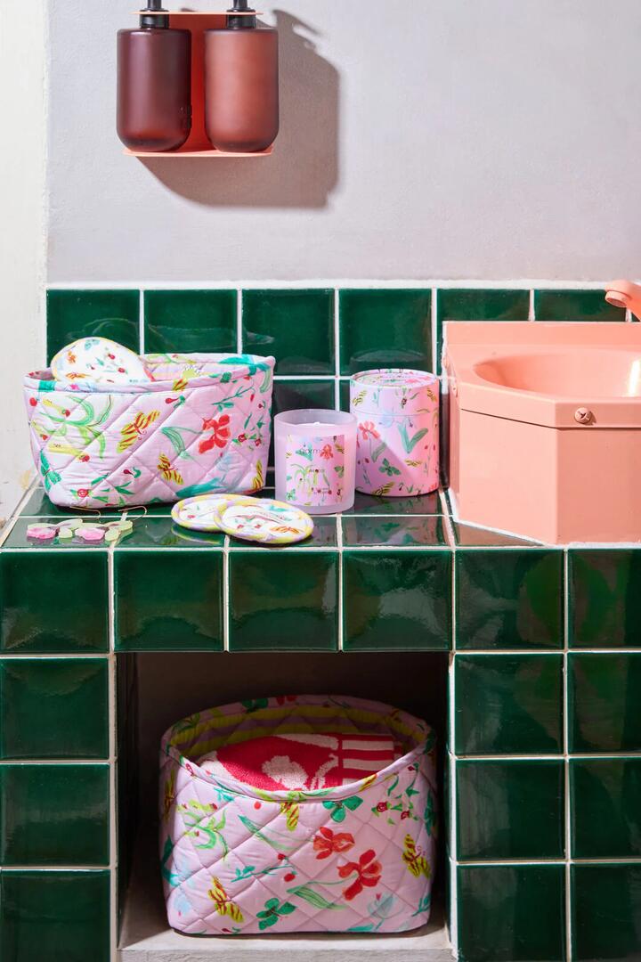 Image of Decor. Product name - Electric Eden Quilted Tub Sml in Print colour by brand - Gorman