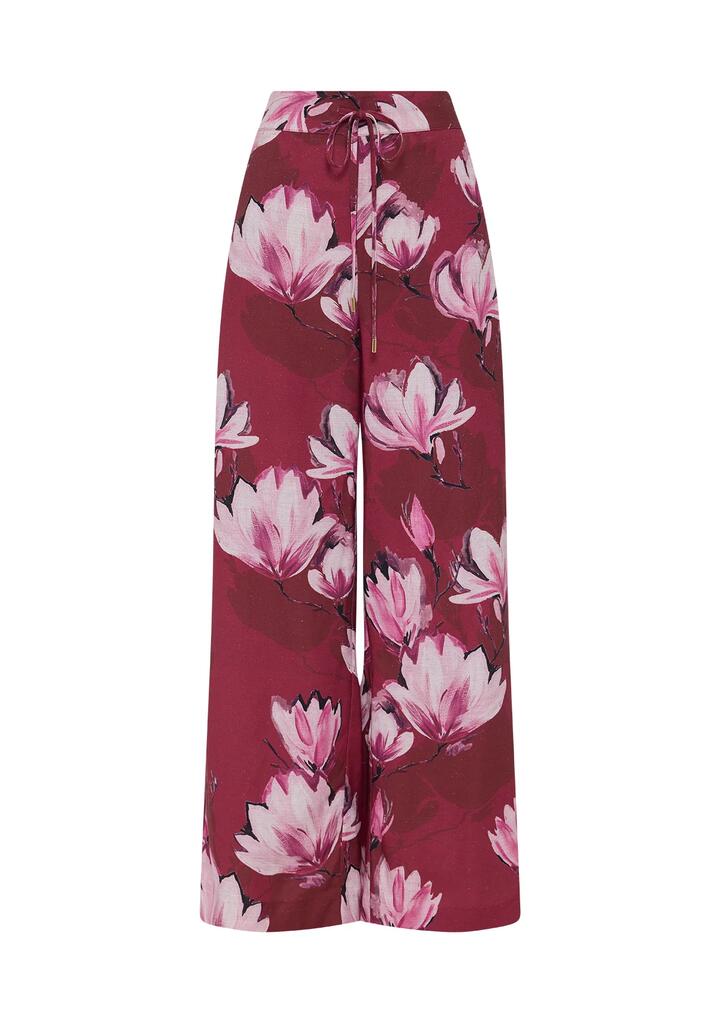 Image of a model wearing Pants. Productname: Lilou Print Pants | MOS The Label in Lilou Print colour by brand - MOS The Label