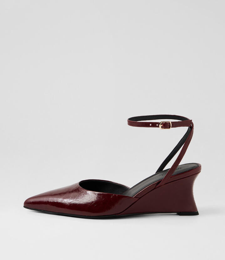Image of Heels. Product name - Chere Bordeaux Patent Leather Heels in Bordeaux colour by brand - MOLLINI
