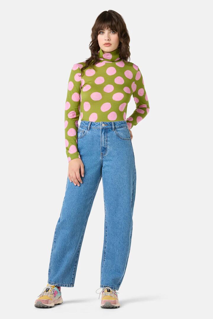 Image of Jeans. Product name - Henry Barrel Jean in Light Blue colour by brand - Gorman