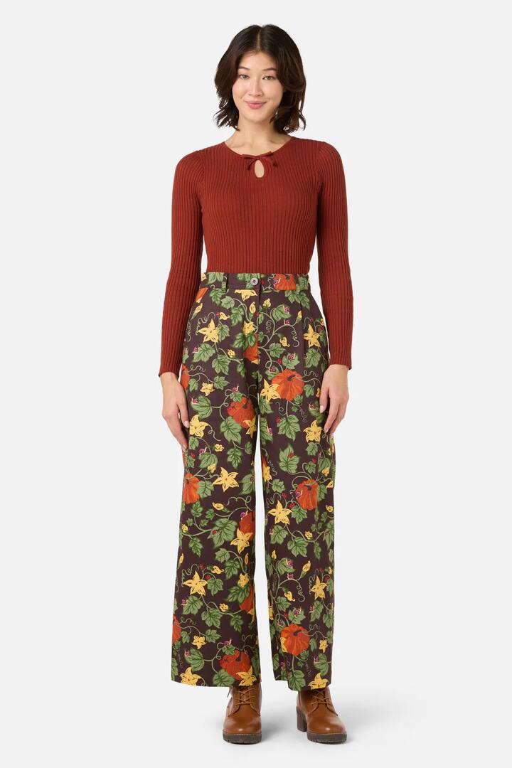 Image of a model wearing Pants. Productname: Pumpkin Relaxed Pant in Chocolate colour by brand - Princess Highway