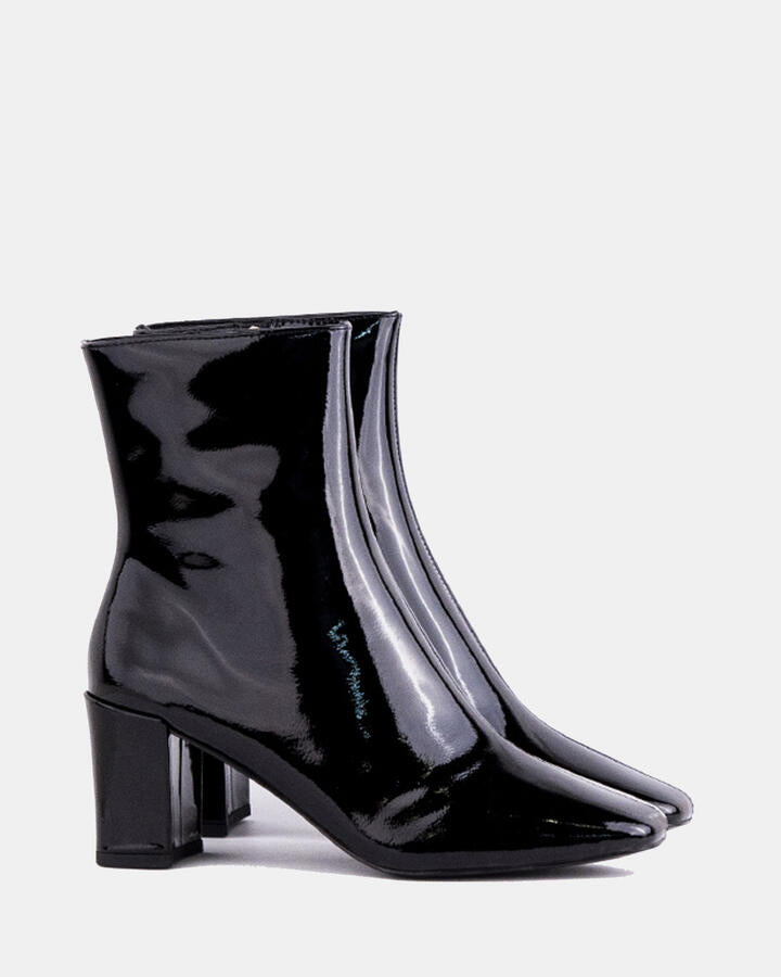 Image of Boots. Product name - Li-jepson Black Patent in Black Patent colour by brand - Novo