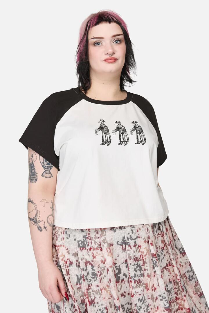 Image of T-Shirts. Productname: Curve Grim Goth Raglan Tee in Cream colour by brand - Black Friday