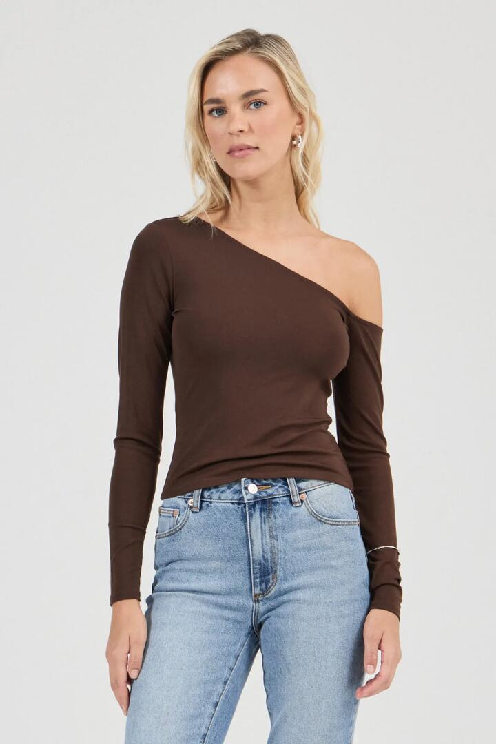 Image of a model wearing Tops. Product name - Natasha Espresso Off Shoulder LS Top in Brown colour by brand - Rollas