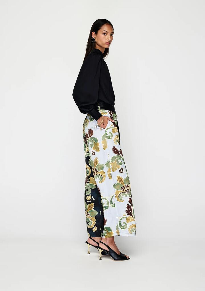 Image of a model wearing Pants. Productname: Ivara Pants | MOS The Label in Ivara Print colour by brand - MOS The Label