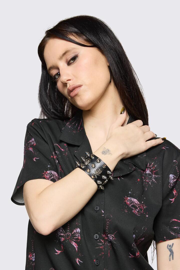 Image of Jewelry. Productname: Spike Skull Cuff in Black colour by brand - Black Friday