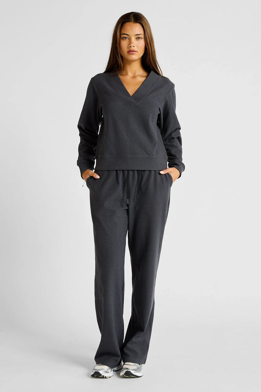 Micro-Rib V-Neck Cropped Sweater (Charcoal)