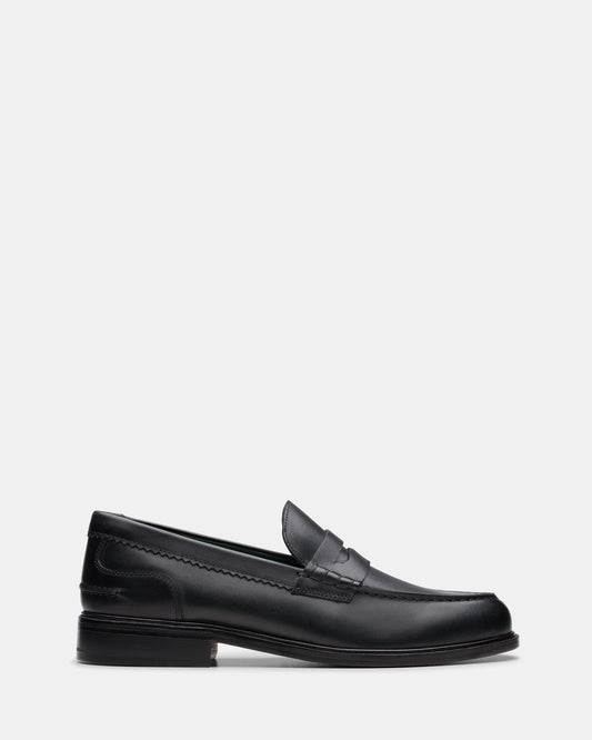 Image of Flats. Productname: Craftjames Lo Black Leather in Black Leather colour by brand - Clarks