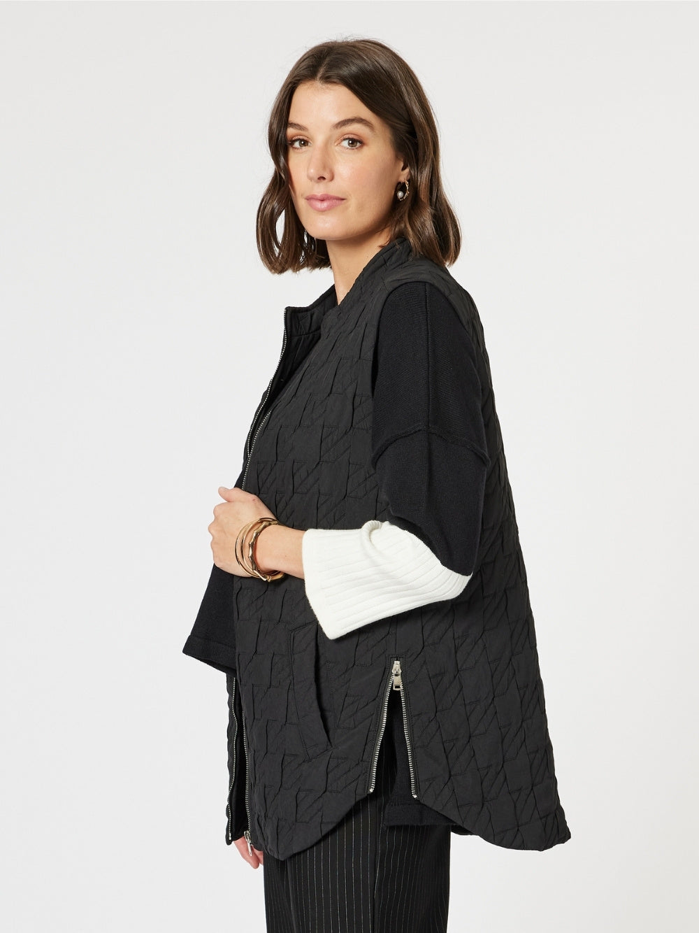 Clarity Monet Vest (Black)