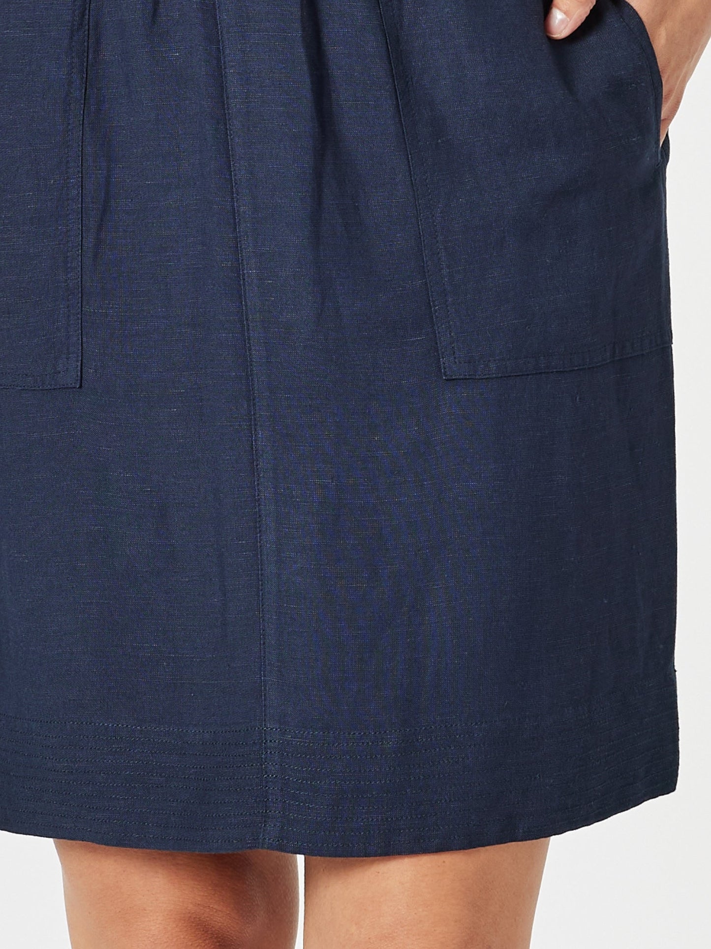 Gordon Smith Lino Stitch Hem Detail Skirt (Navy)