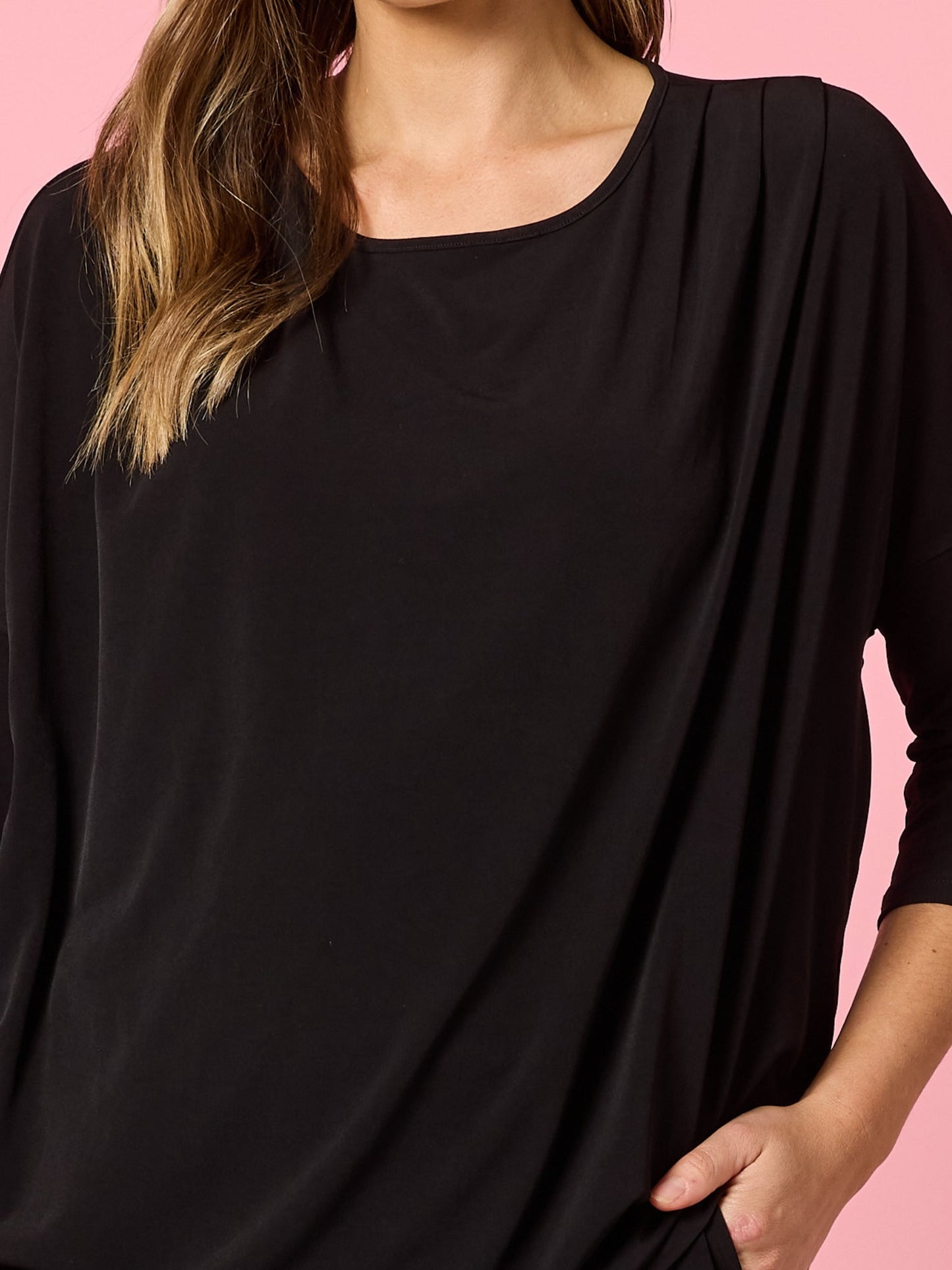 Clarity Travellers Pleat Top (Black)