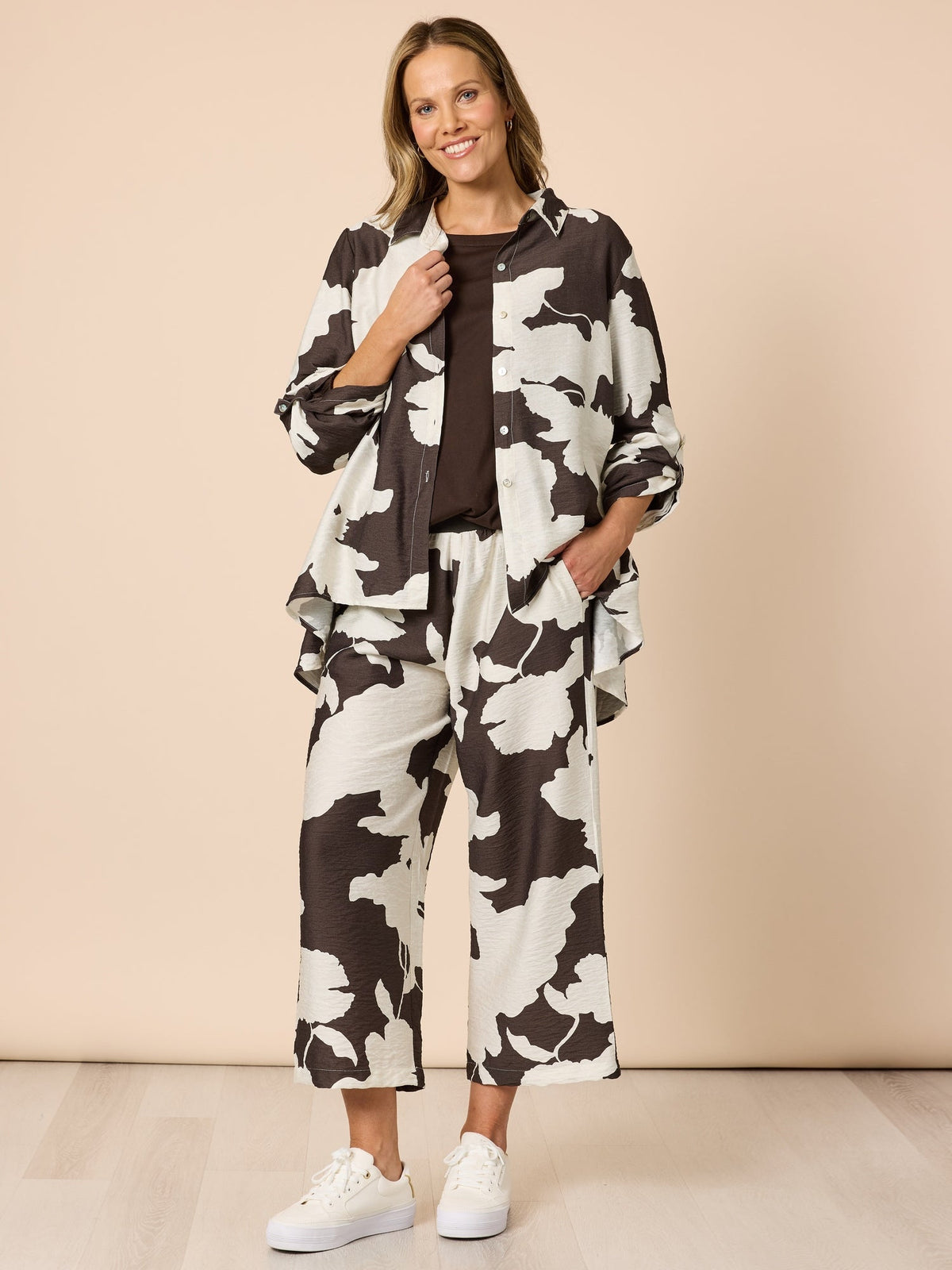 Clarity Toulouse Floral Print Shirt (Coffee Ivory)