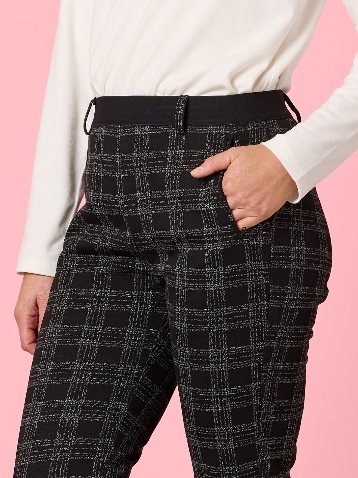 Clarity Cannes Check Pant (Black)