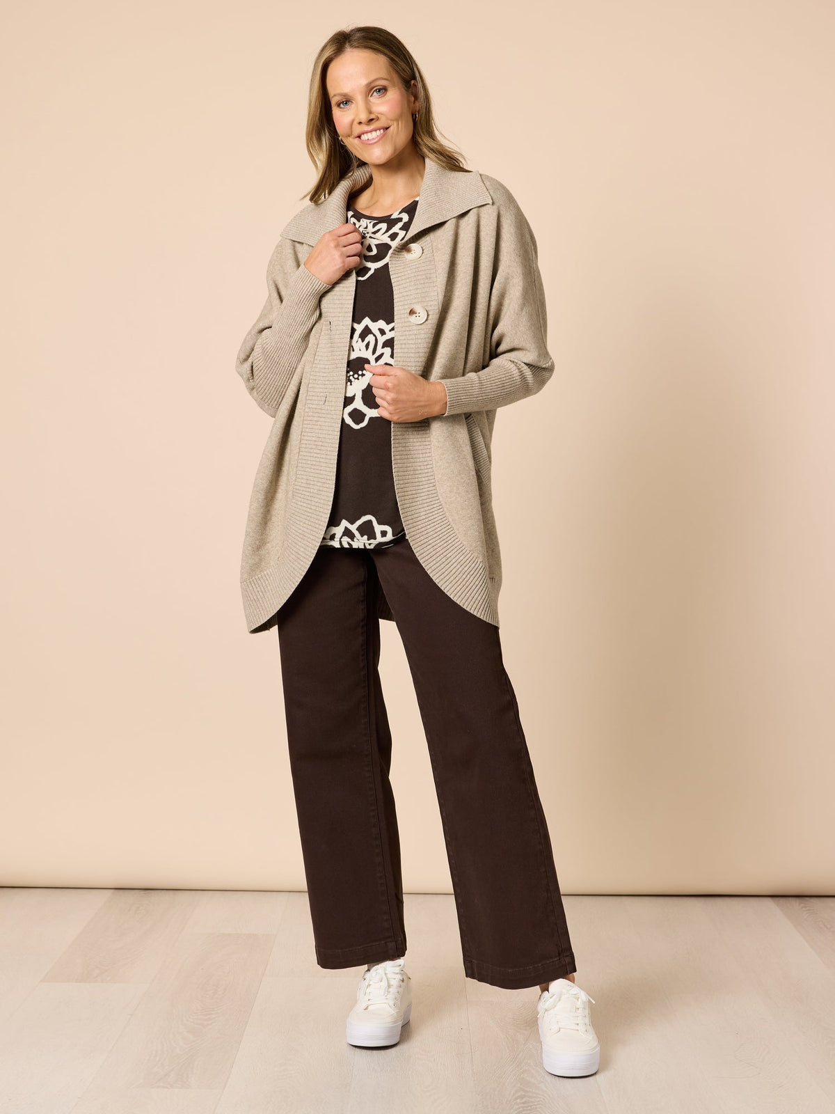 Clarity Florentine Top (Coffee Ivory)
