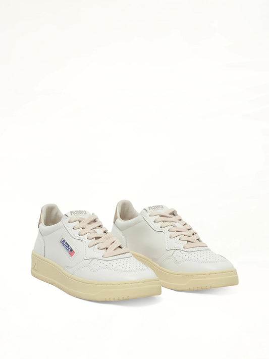 AUTRY Medalist Low Sneakers (White)