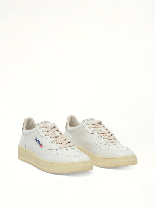 AUTRY Medalist Low Sneakers (White)