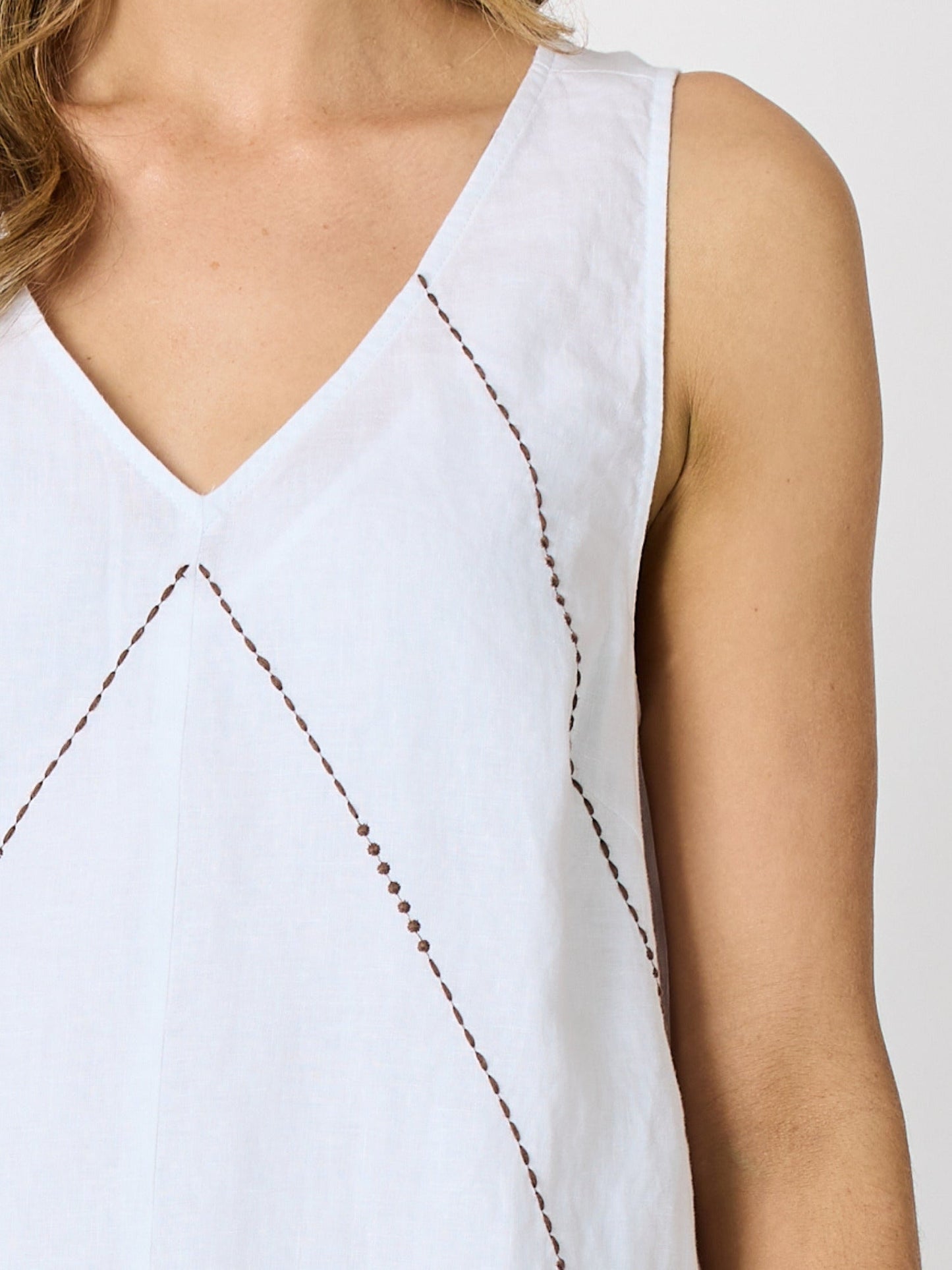 Hammock & Vine Haven Chevron Stitch Linen Dress (White Mocha)