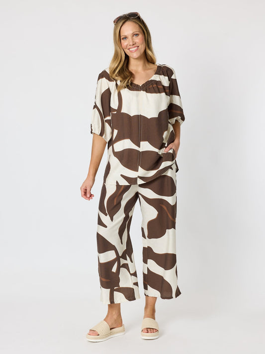 Clarity Bay Leaf Print V Neck Top (Mocha Multi)