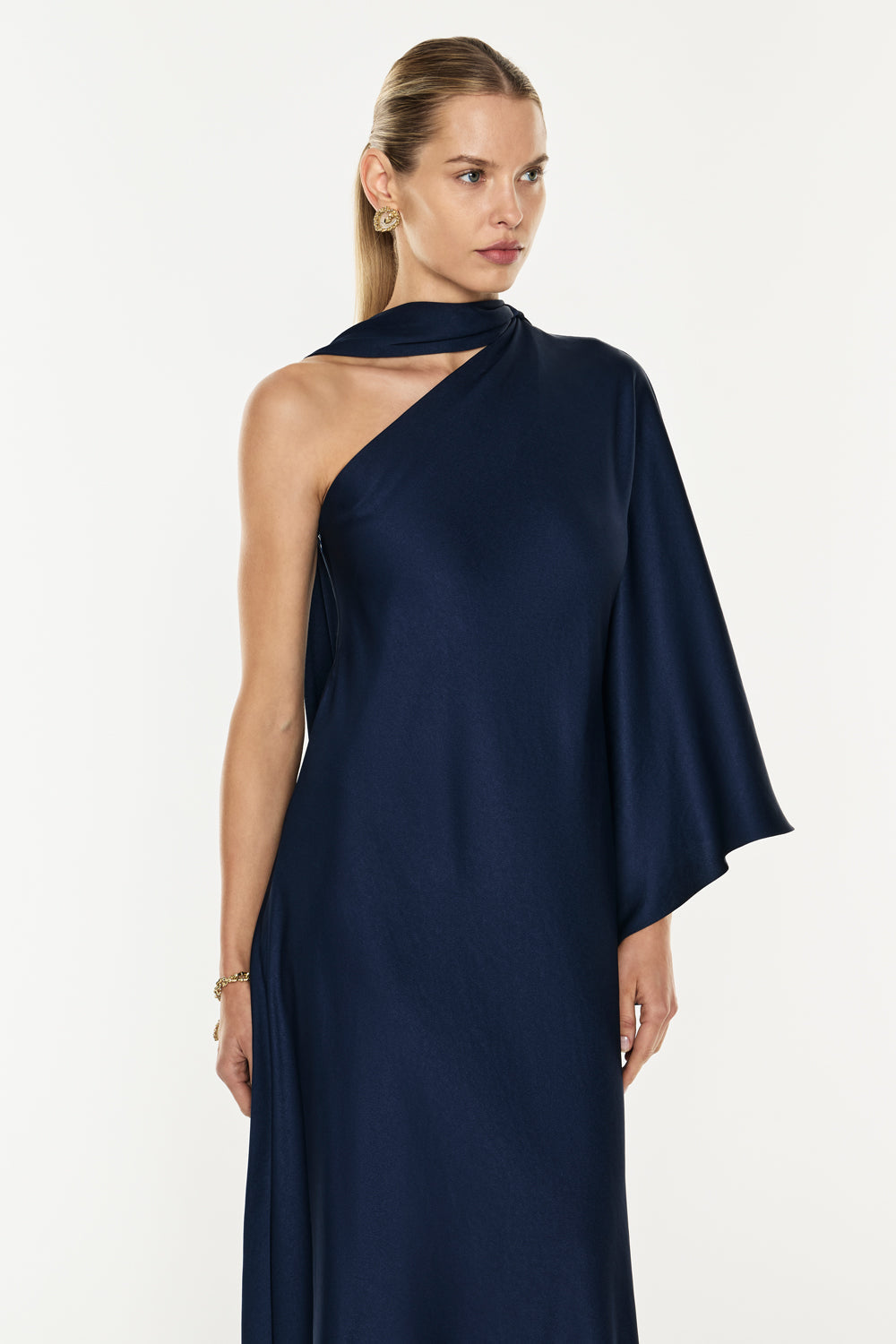 Twilights Kiss One Shoulder Gown (Midnight Navy)