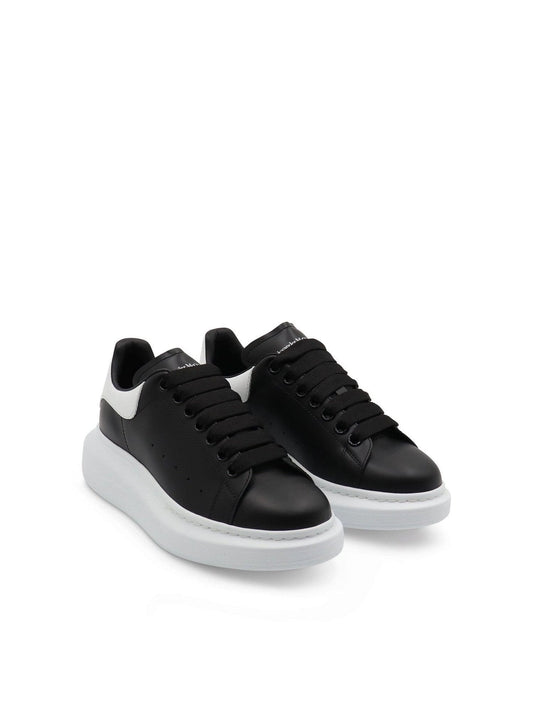ALEXANDER MCQUEEN Larry Oversized Sneakers (Black)