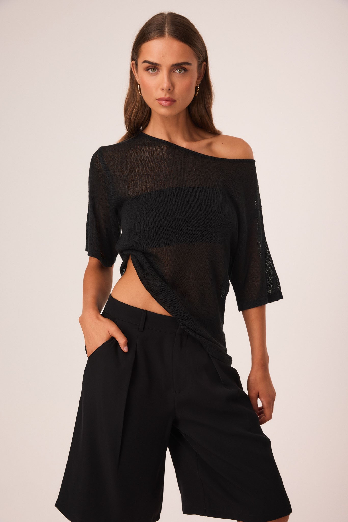 SNDYS WESTLY TOP (Black)