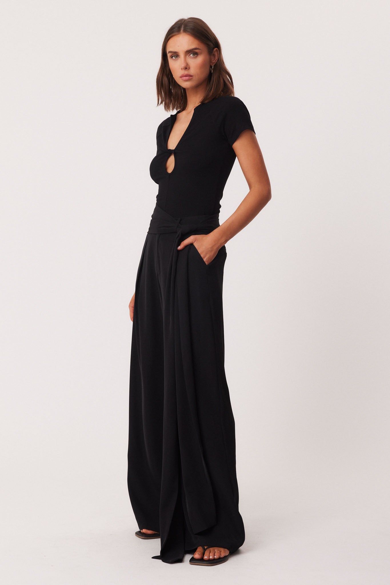 SNDYS FELIX TOP (Black)