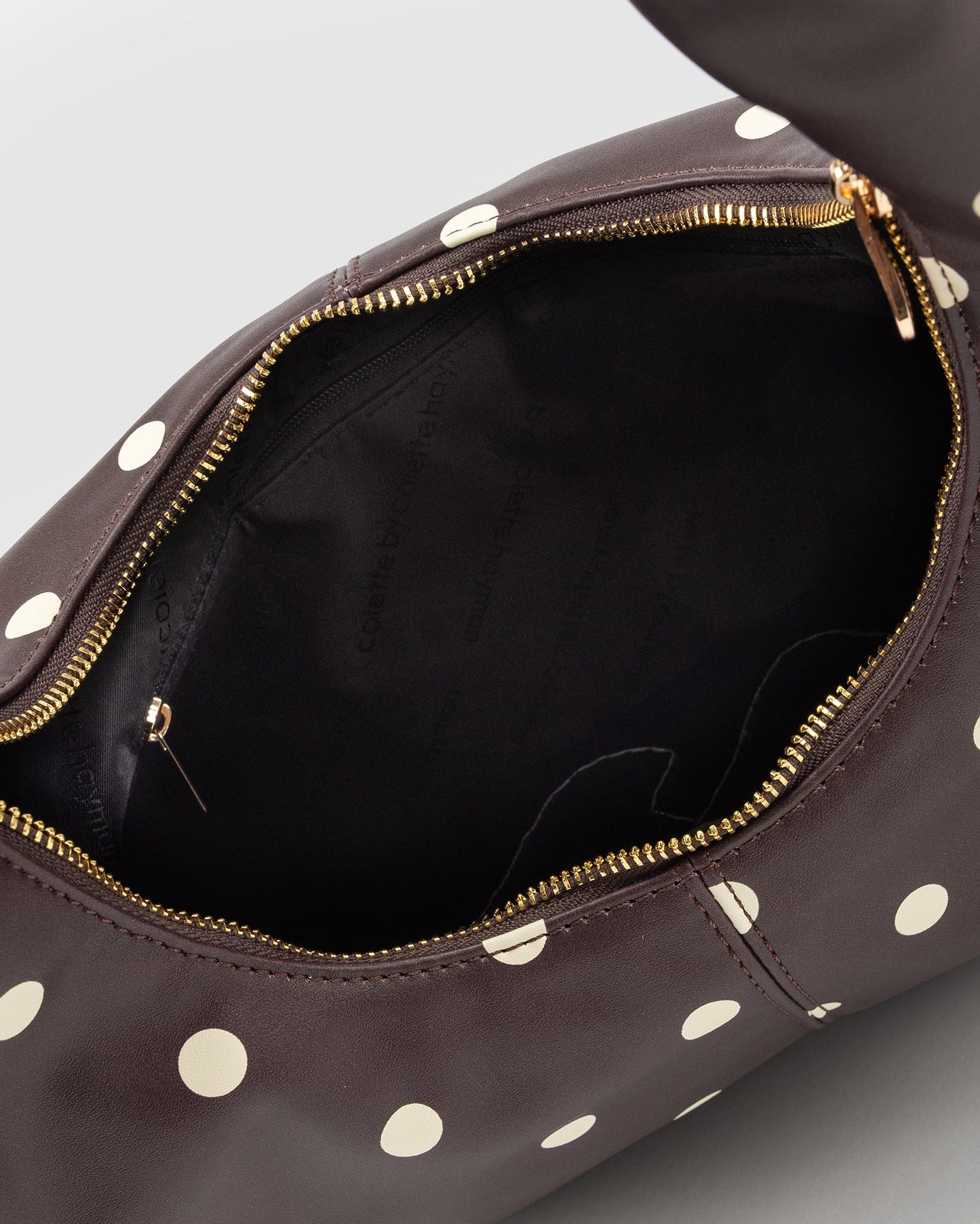 GROUP48 Susan Slouch Bag (Brown)