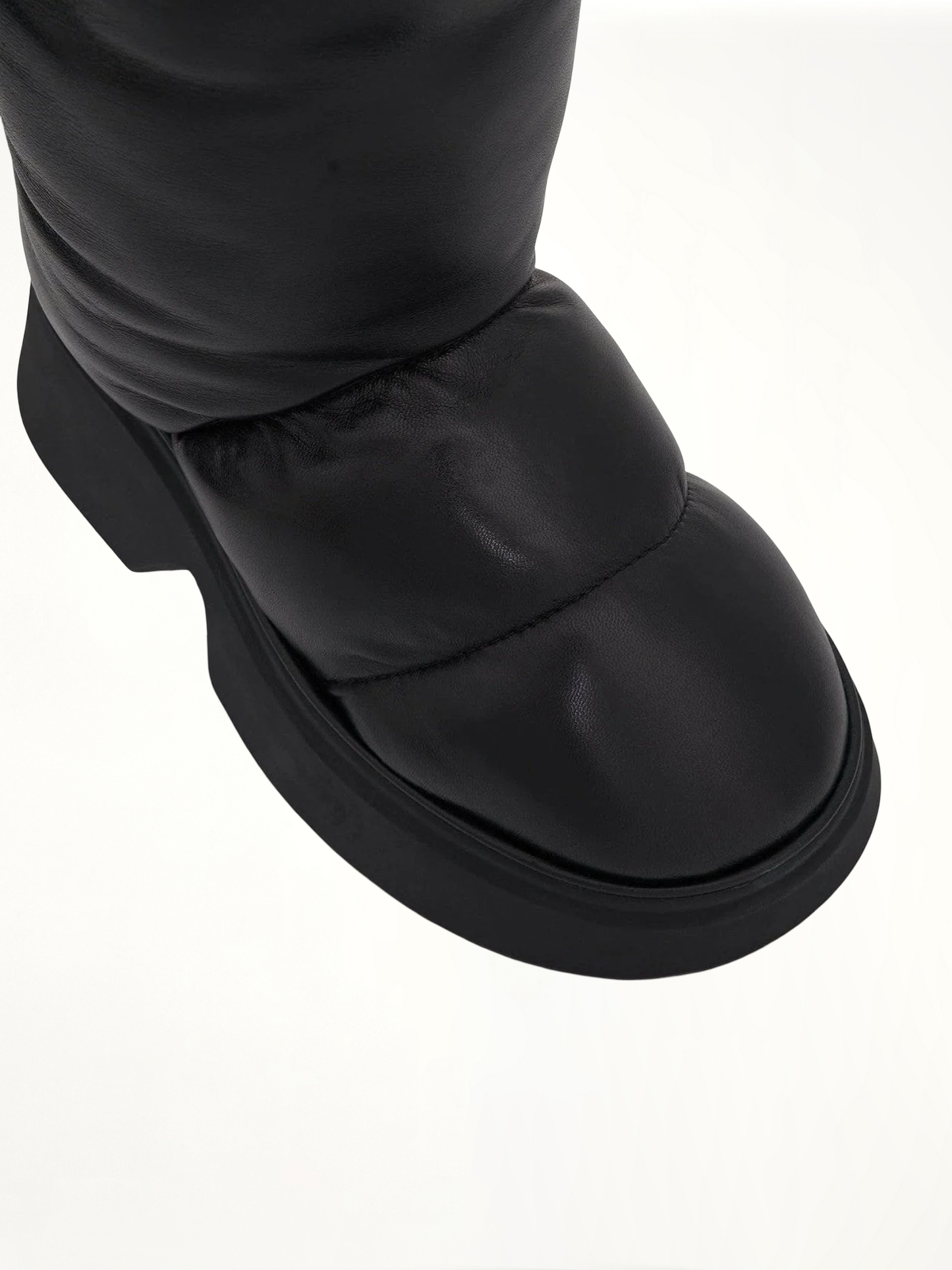 LOEWE Padded Low Boot (Black)