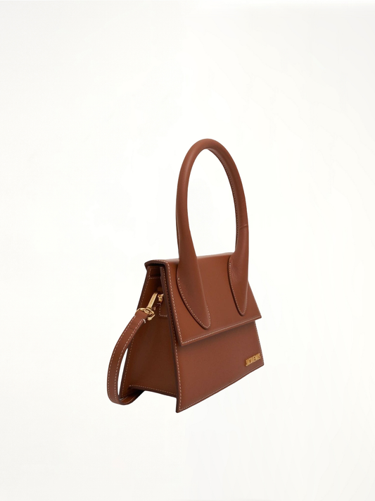 JACQUEMUS Le Grand Chiquito Leather Bag (Brown)