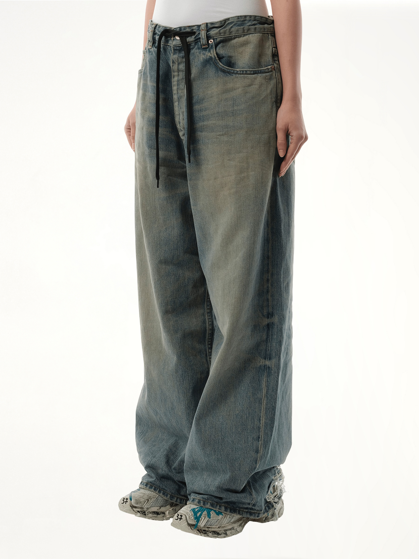 BALENCIAGA Oversized Baggy Jeans (Blue)