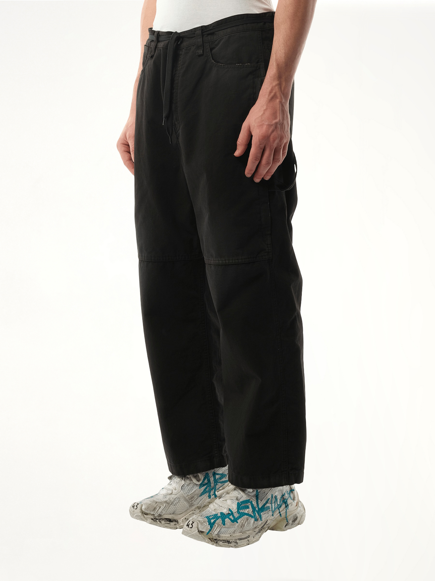 BALENCIAGA Cropped Skater Pants (Black)
