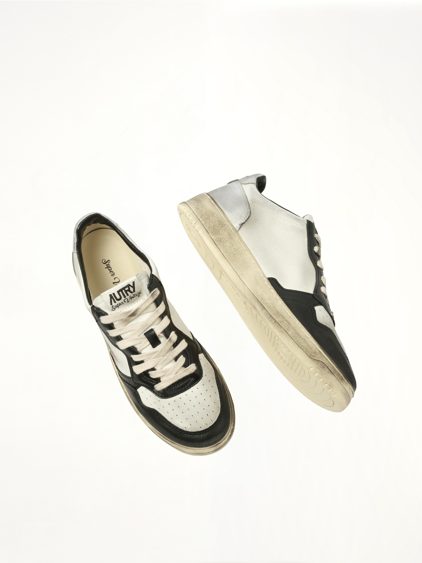 AUTRY Sup Vint Low Sneakers (White/Black/Silver)