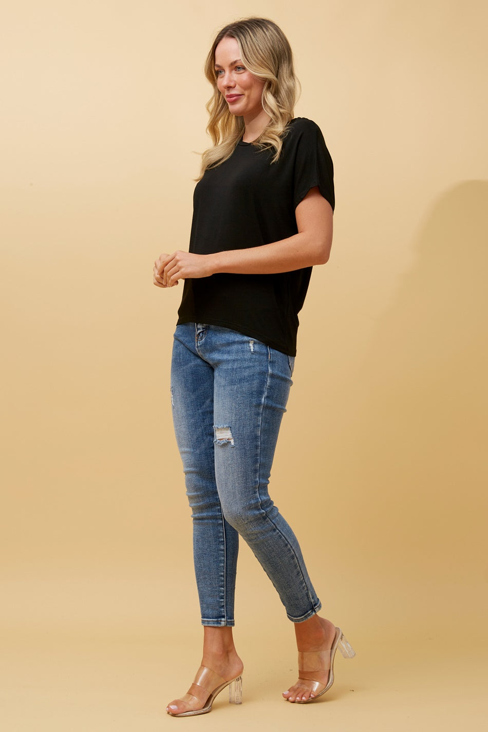 JILLIE SHORT SLEEVE TSHIRT (Rich Red)