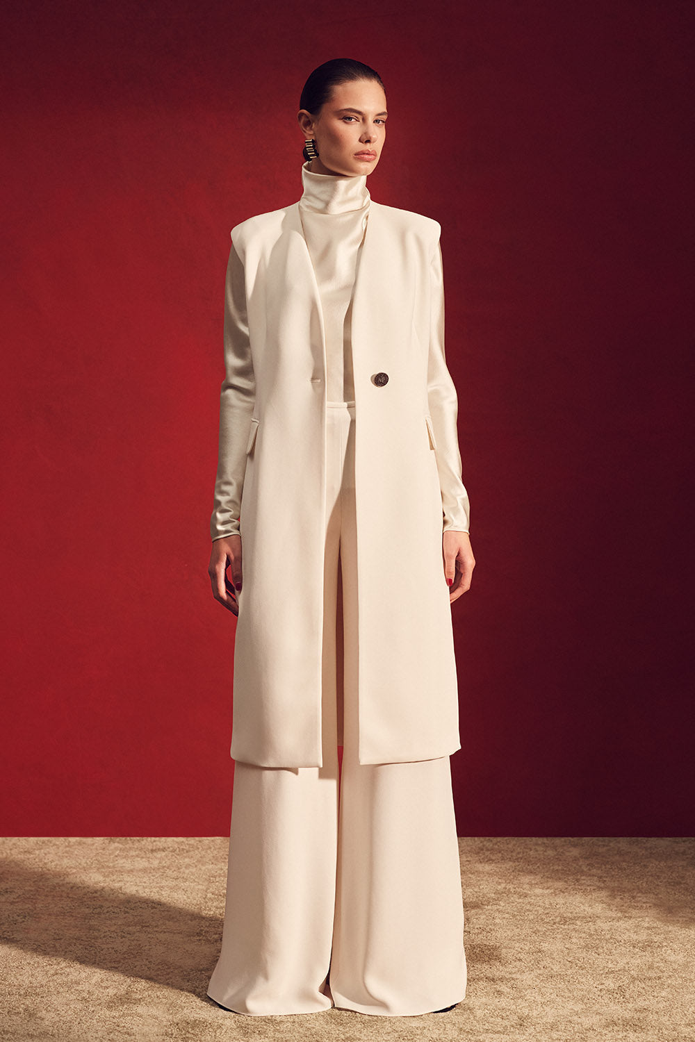 Carla Zampatti Ivory Crepe Long Line Vest (White)