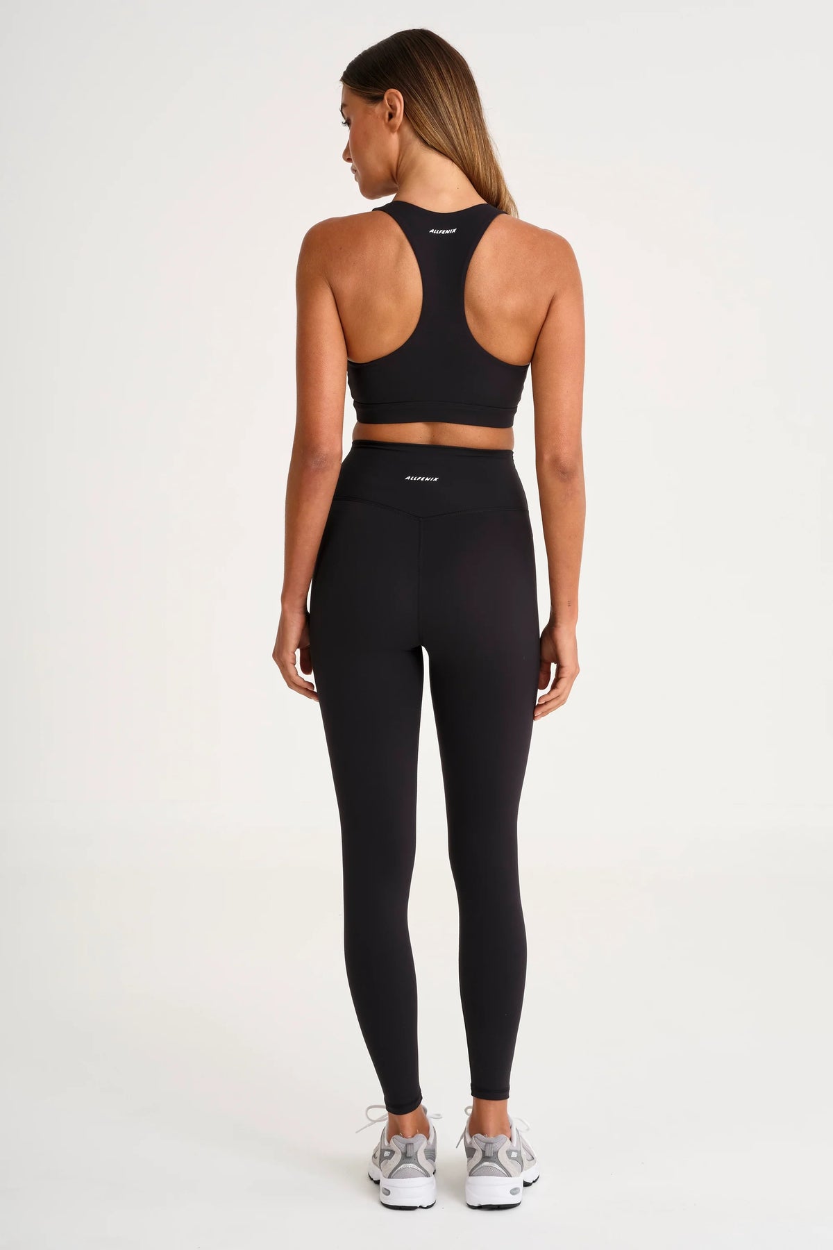 ALLFENIX CloudCore Scoop Neck Racer Back Sports Bra (Black)