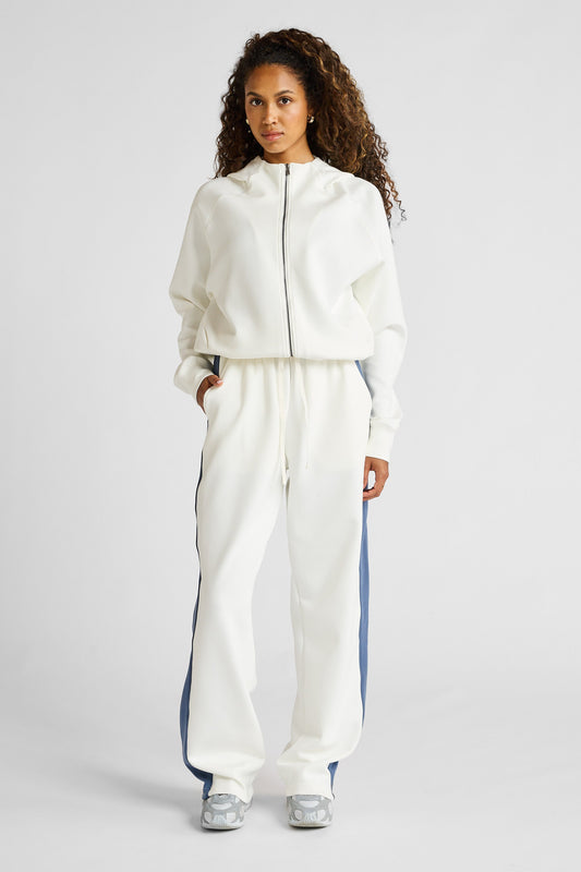 Soft Essentials Contrast Wide Leg Pant Chalk/ Indigo (Blue)