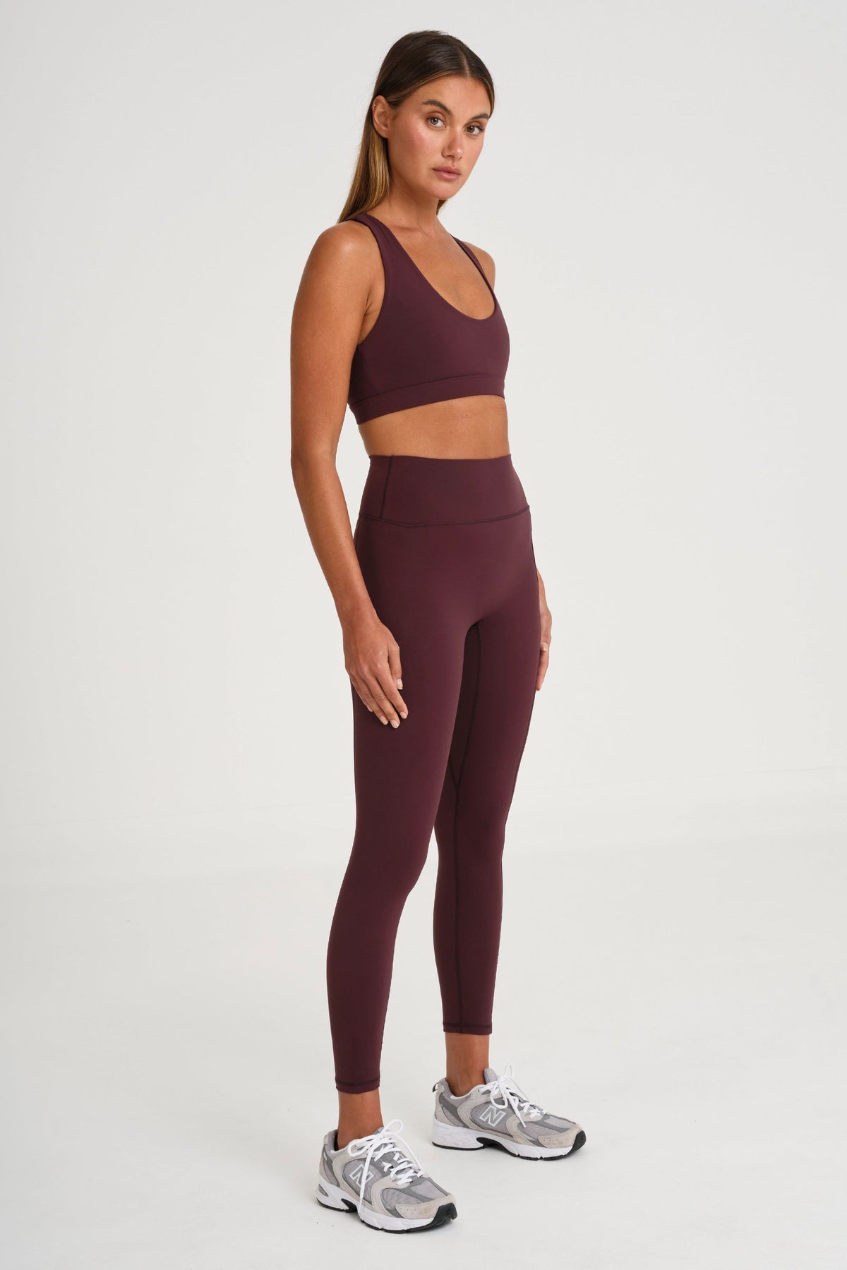 ALLFENIX CloudCore Scoop Neck Racer Back Sports Bra (Raisin)