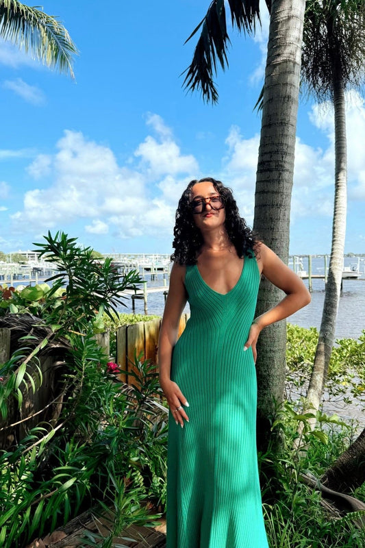 Heychic Amelia V-Neck Knit Maxi Dress (Green)