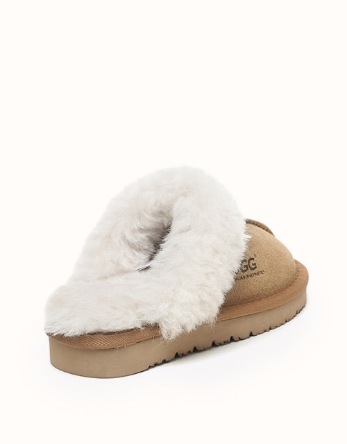 Ugg AUSTRALIAN SHEPHERD® Kids Muffin Slippers (Chestnut)