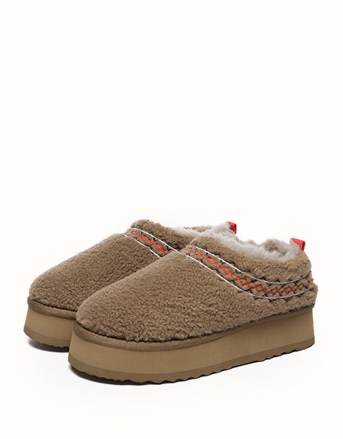 Ugg AUSTRALIAN SHEPHERD® Madge Slippers (Brown)