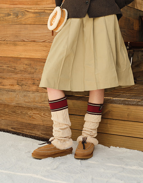 Ugg AUSTRALIAN SHEPHERD® Draco Moccasins (Chestnut)