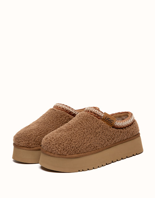 Ugg AUSTRALIAN SHEPHERD® Tayla Platform Slippers (Chestnut)