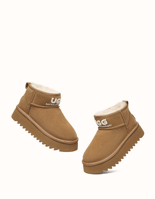 Ugg AUSTRALIAN SHEPHERD® Helia Platform Boots (Chestnut)
