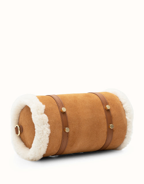 Ugg AUSTRALIAN SHEPHERD® Quiana Bag (Chestnut)