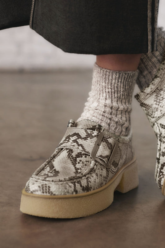 Linoso Monk Grey Snake Lea