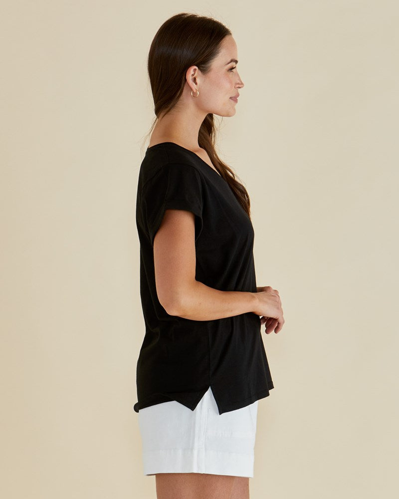 Betty Basics Ayla V-Neck Tee (Black)