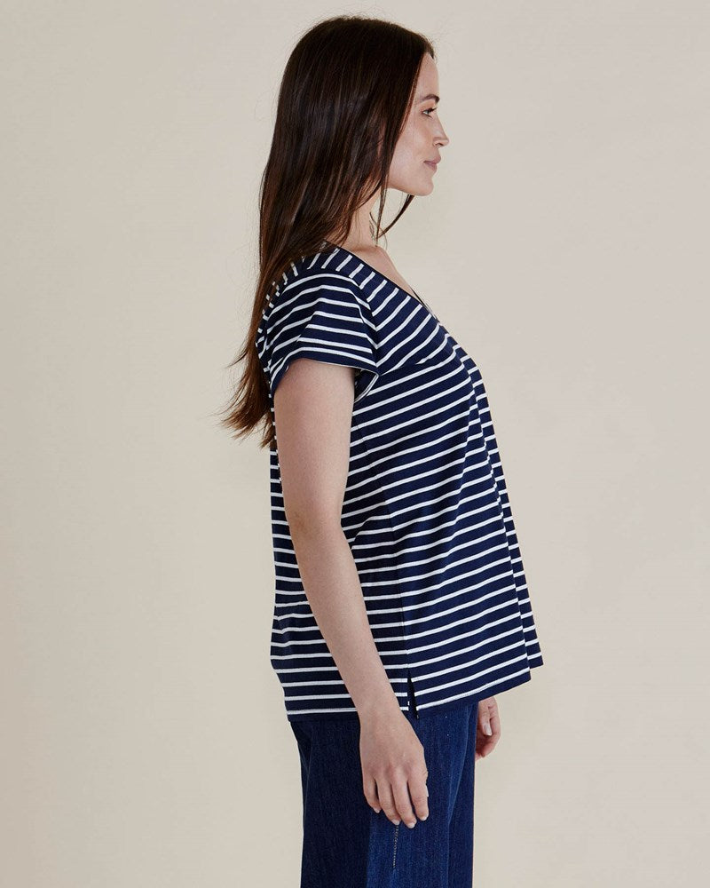 Betty Basics Ayla V-Neck Tee (Navy Blue Stripe)