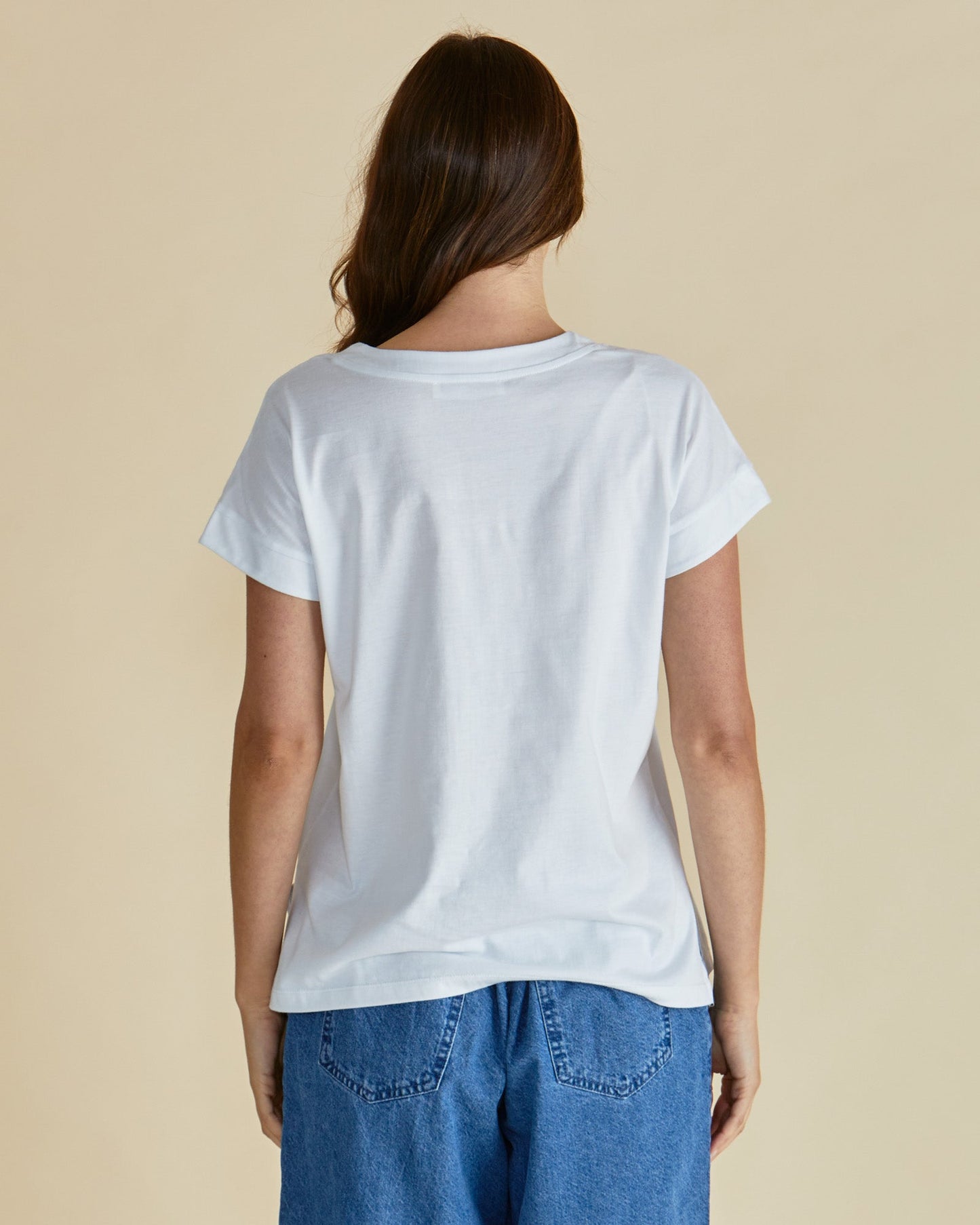 Betty Basics Tracy V-Neck Tee (White)
