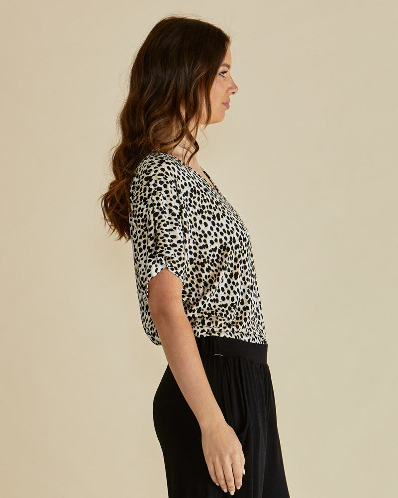 Betty Basics Maui Tee (Cheetah)